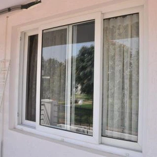 Ffenestri UPVC