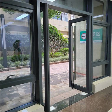 Drysau Alwminiwm Colyn